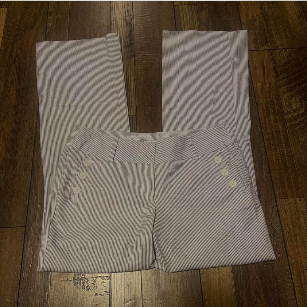 Joe Benbasset white pinstripe pants